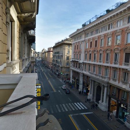 Check-Inn Rooms Genova Centro Luaran gambar