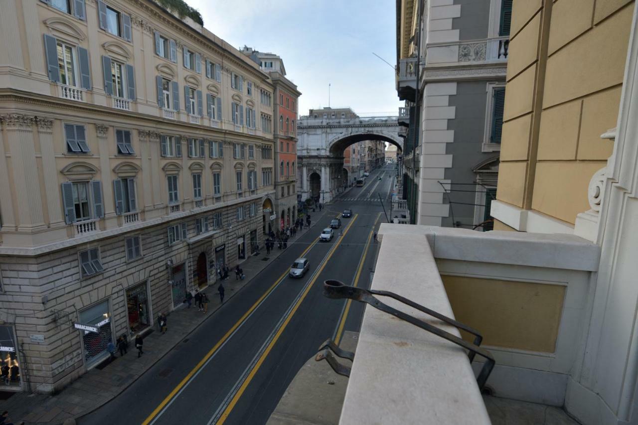 Check-Inn Rooms Genova Centro Luaran gambar